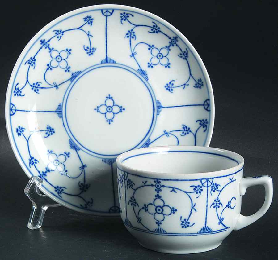 REH37 Flat Cup & Saucer Set by Reichenbach-1