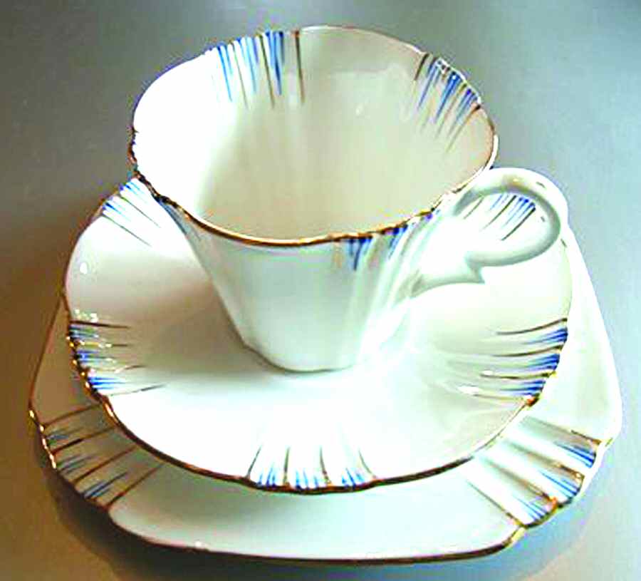 9497 Flat Cup & Saucer Set by Royal Albert-1