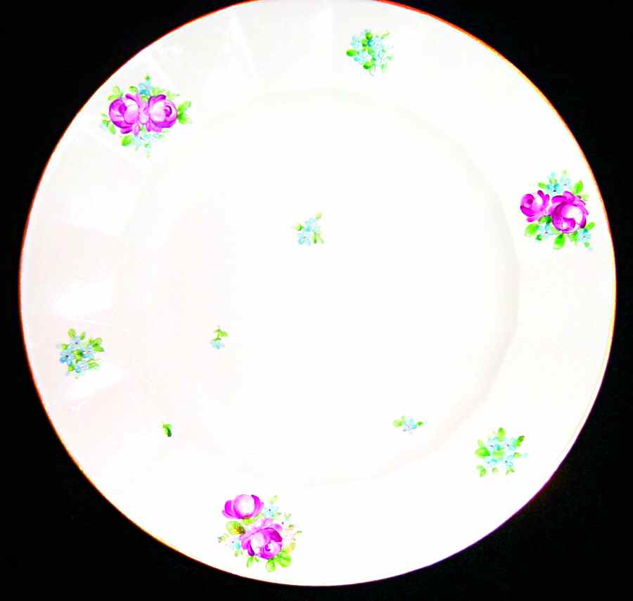 472 Dinner Plate by Royal Copenhagen-1