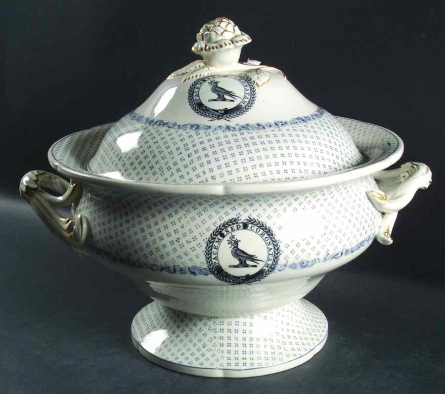 RW192 Tureen &  Lid by Royal Worcester-1