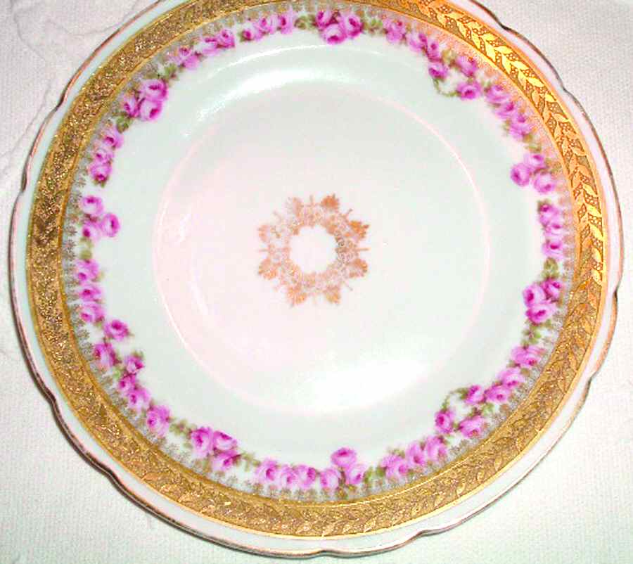 ROB374 Saucer by Royal Bayreuth-1