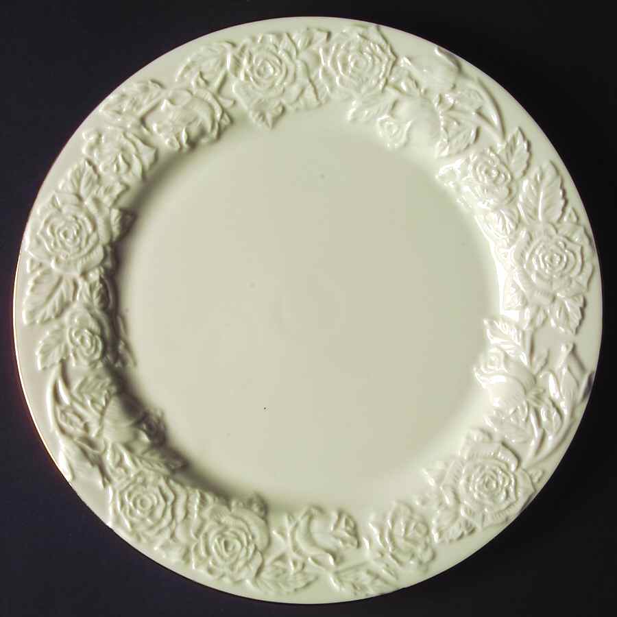 Rli3 (Gold Trim) Luncheon Plate by Royal Limited-1