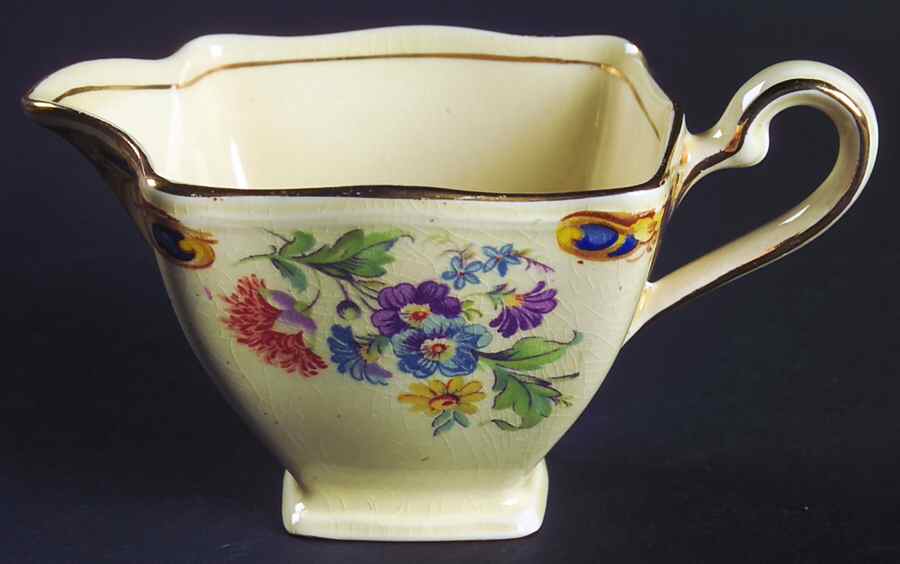 A6045-1 Ascot Creamer by Royal Winton-1