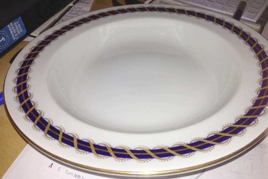 RW193 Dinner Plate by Royal Worcester-1