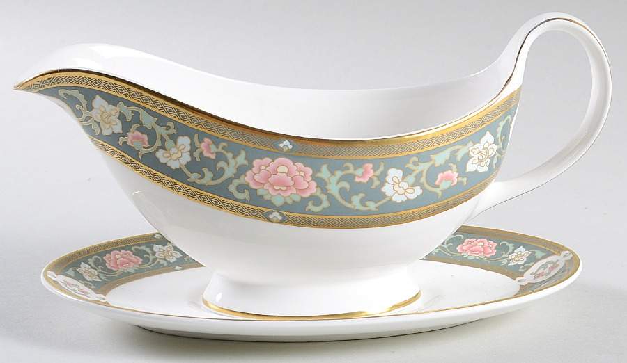 Tudor Court Gravy Boat & Underplate by Royal Doulton-1