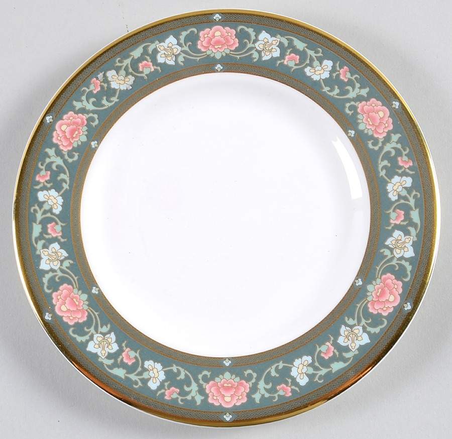 Tudor Court Bread & Butter Plate by Royal Doulton-1