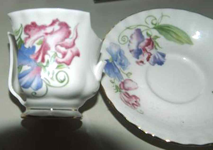 Tea Dance Series Footed Cup & Saucer Set by Royal Albert-1