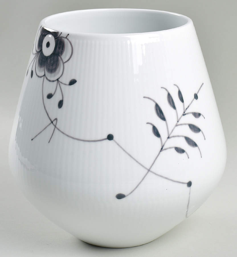 Mega Black 8" Vase by Royal Copenhagen-1