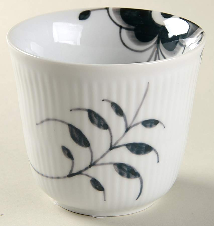 Mega Black 10 Oz Cup No Handle by Royal Copenhagen-1
