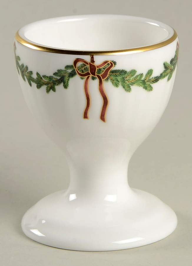 Star Fluted Single Egg Cup by Royal Copenhagen-1