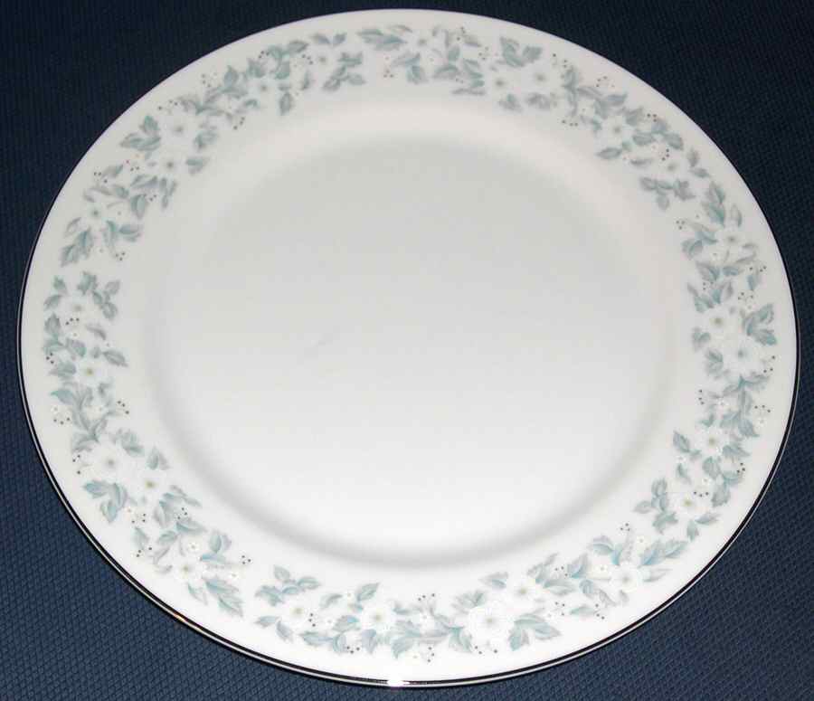 Canterbury Dinner Plate by Royal M-Mita-1