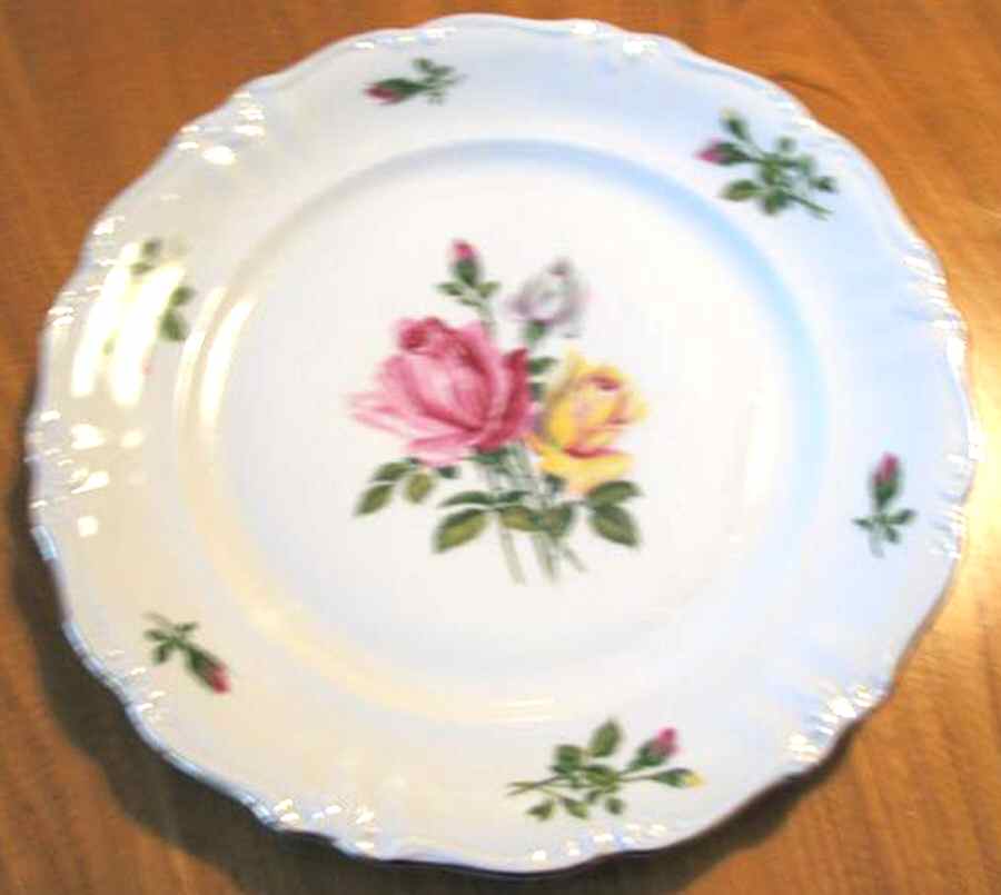 American Beauty Dinner Plate by Royal Heidelberg-1