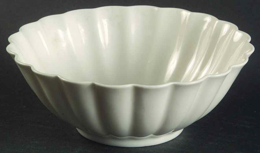 4002 5" All Purpose Bowl by Royal Copenhagen-1