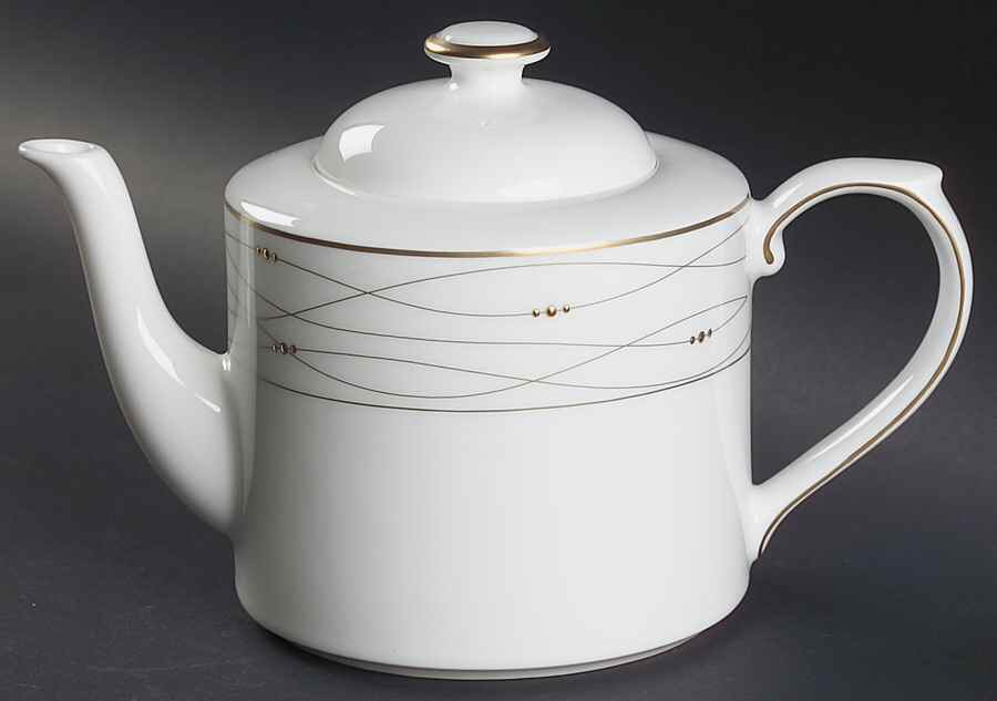 Precious Gold Teapot & Lid by Royal Doulton-1
