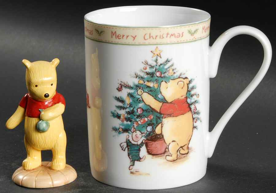 Winnie the Pooh Collection (Disney, Porcelain) (Merry Christmas) Mug & Figurine Set by Royal Doulton-1