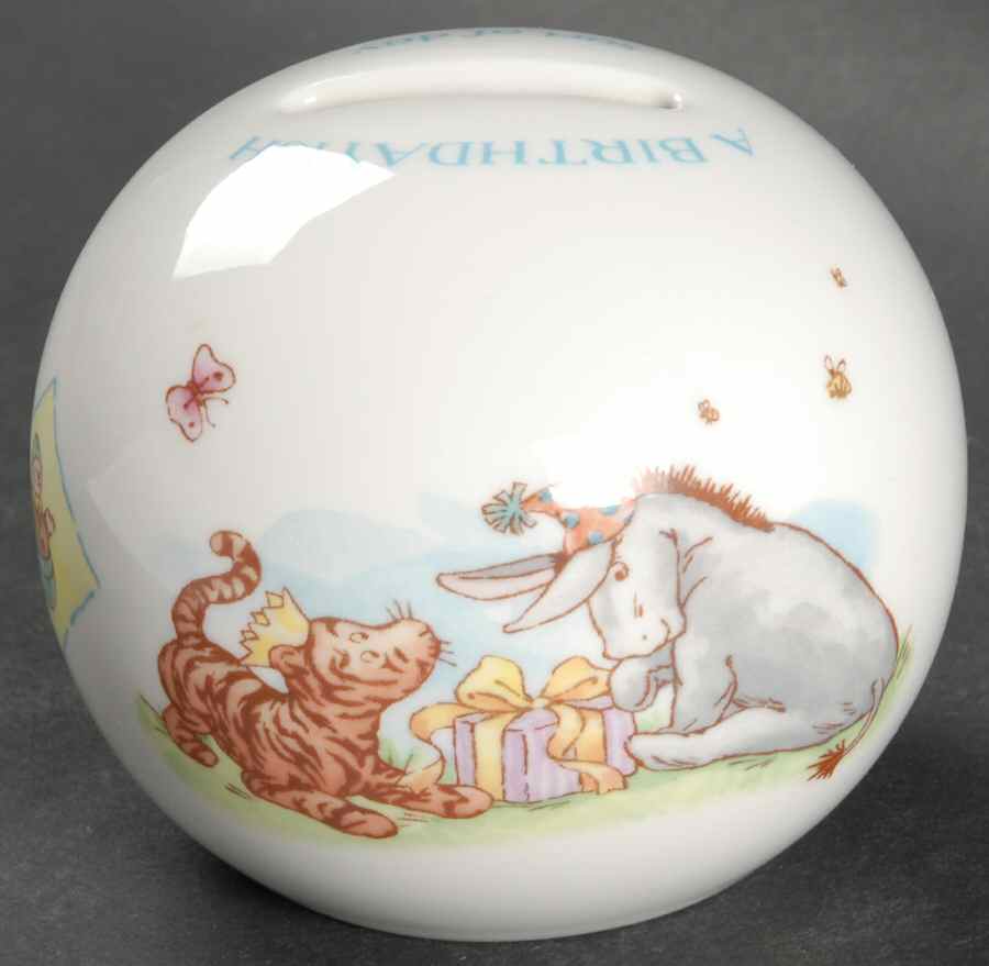 Winnie the Pooh Collection (Disney, Porcelain) Money Ball by Royal Doulton-1