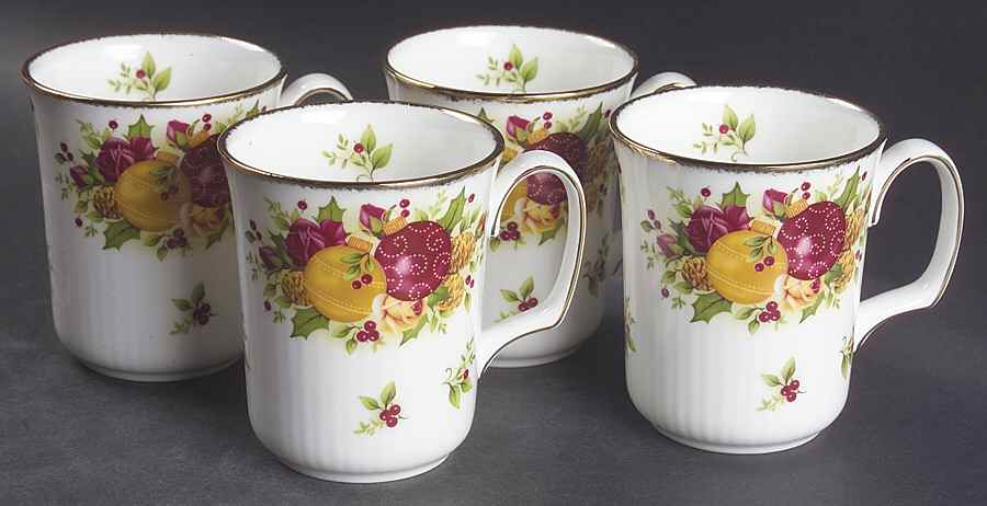 Old Country Roses Holiday (2006) Mug - Set of 4 by Royal Albert-1