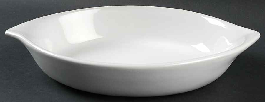 Bay Leaves White 12'' Oval Baker by Royal Doulton-1