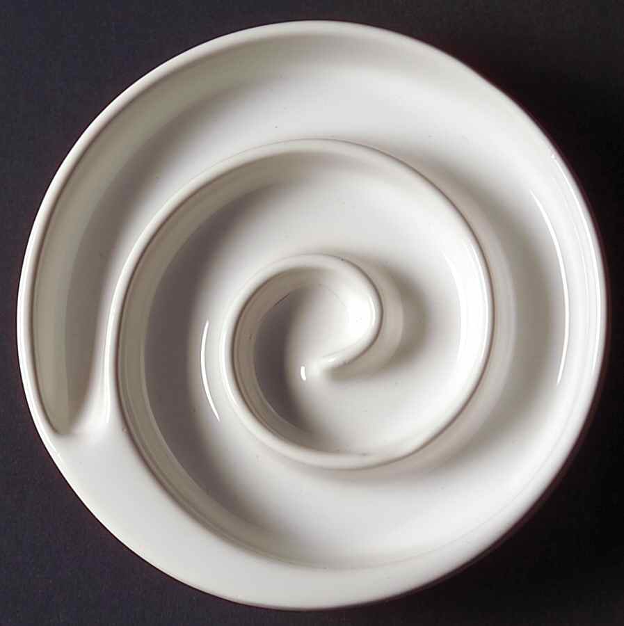 Bay Leaves White (3 )Chip/Dip Set, Interlocking Olive Dish by Royal Doulton-1