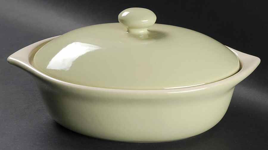 Bay Leaves Light Green 2 Quart Oval Covered Casserole by Royal Doulton-1