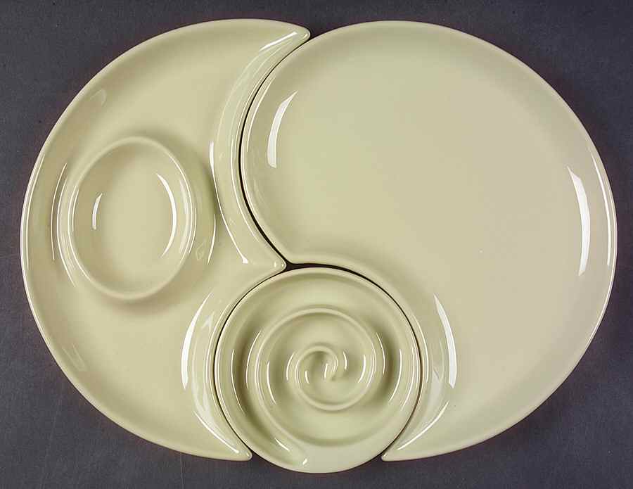 Bay Leaves Light Green 3 Piece Chip/Dip Set with Interlocking Pieces by Royal Doulton-1