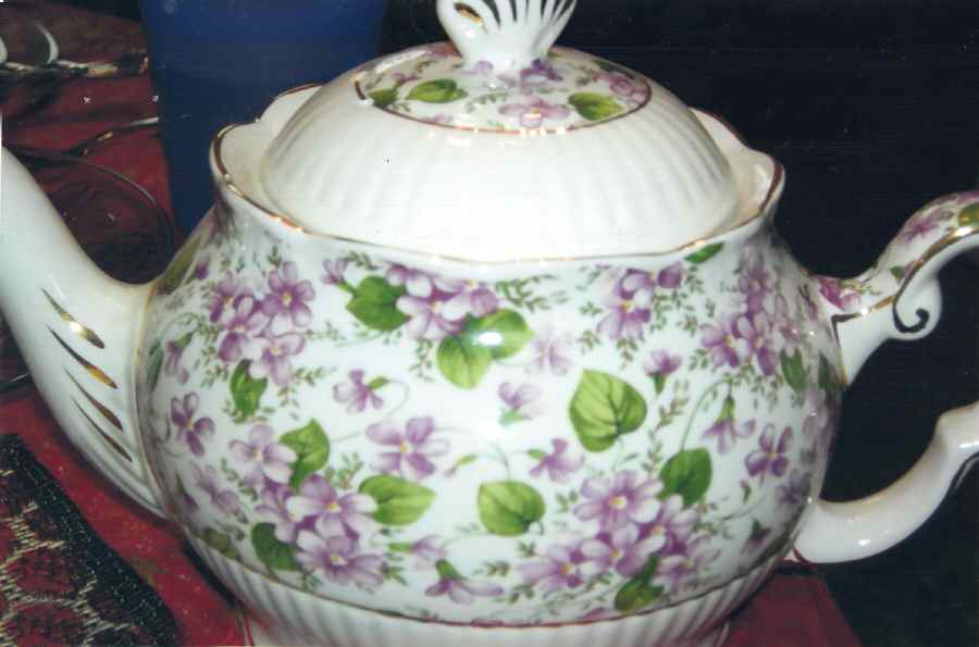RPN9 Teapot & Lid by Royal Patrician-1