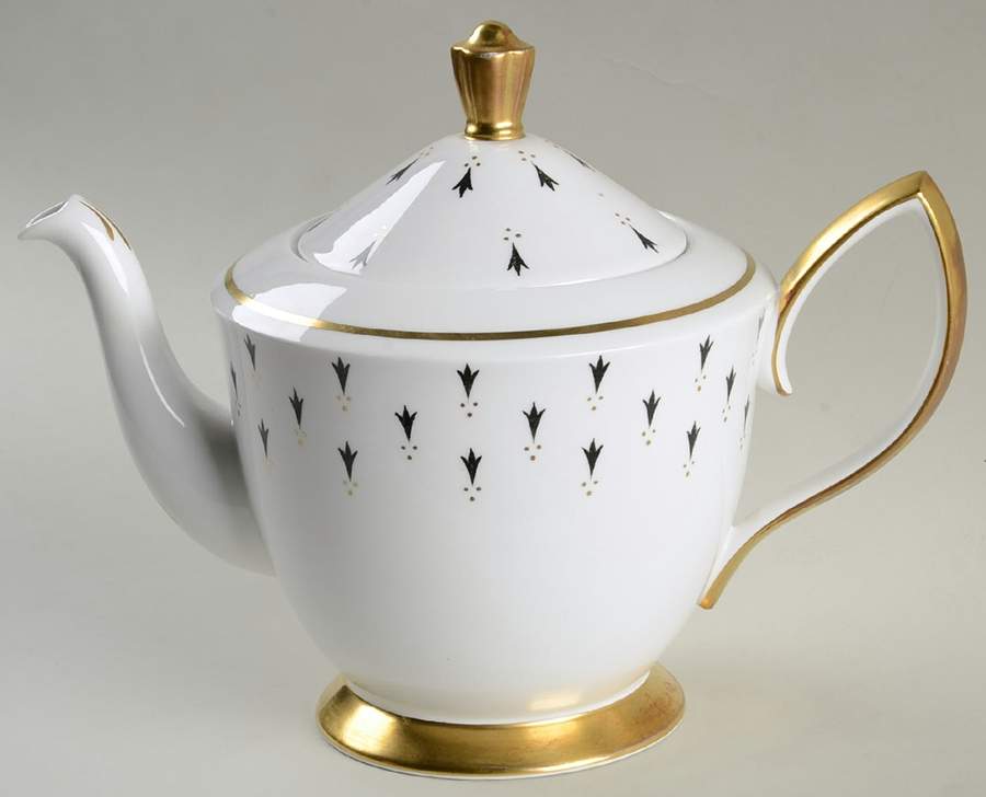 Ermine Teapot & Lid by Royal Albert-1