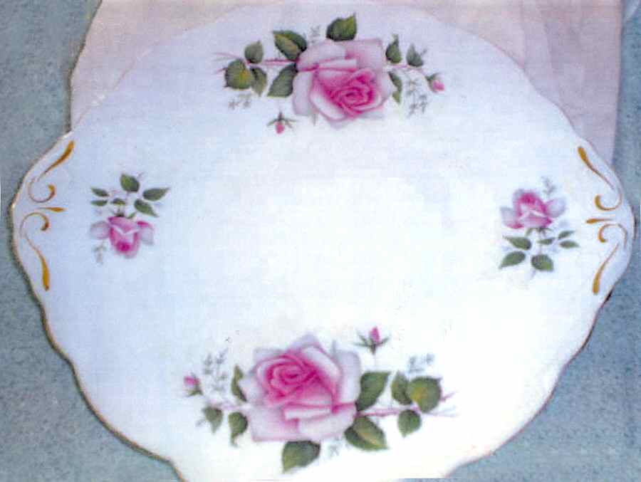 RE30 Handled Cake Plate by Regency-1