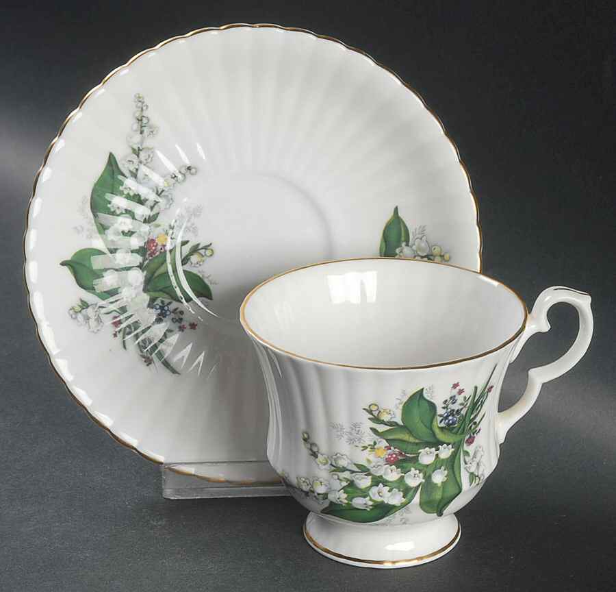2577-12 Footed Cup & Saucer Set by Royal Windsor-1