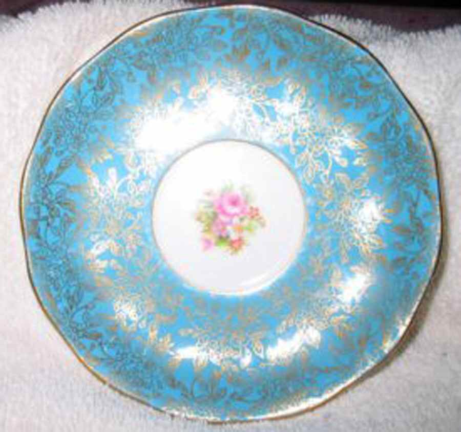 ROA197 Saucer by Royal Albert-1