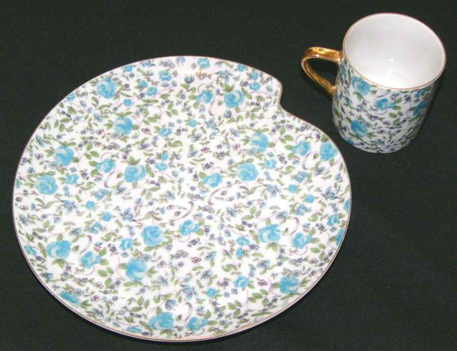 Devon Rose Snack Plate & Cup Set by Royal Crown (Japan)-1