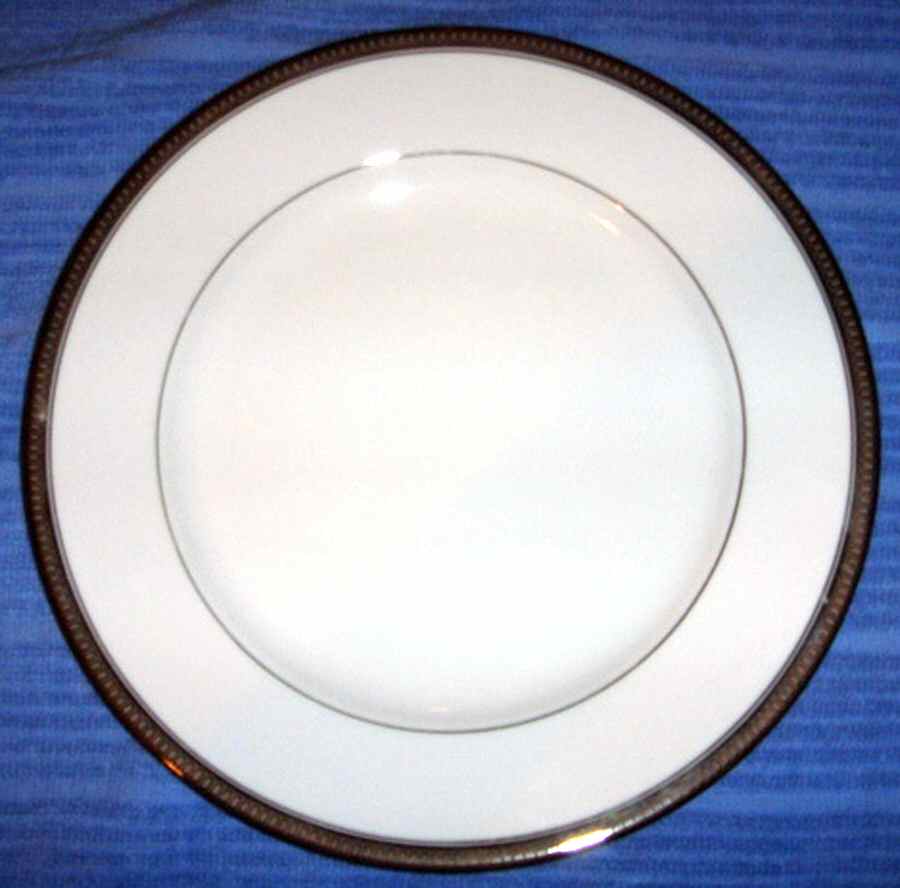 Duchess (Gold Encrusted Trim) Dinner Plate by Rosenthal - Continental-1