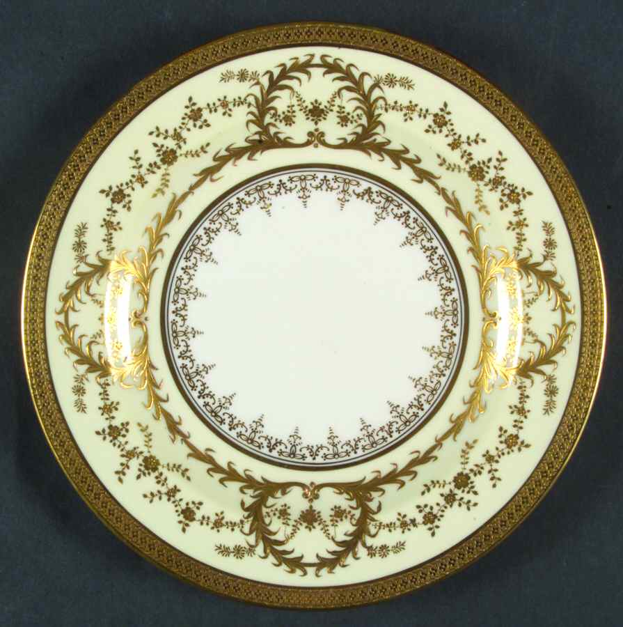 L9026 Salad Plate by Royal Cauldon-1