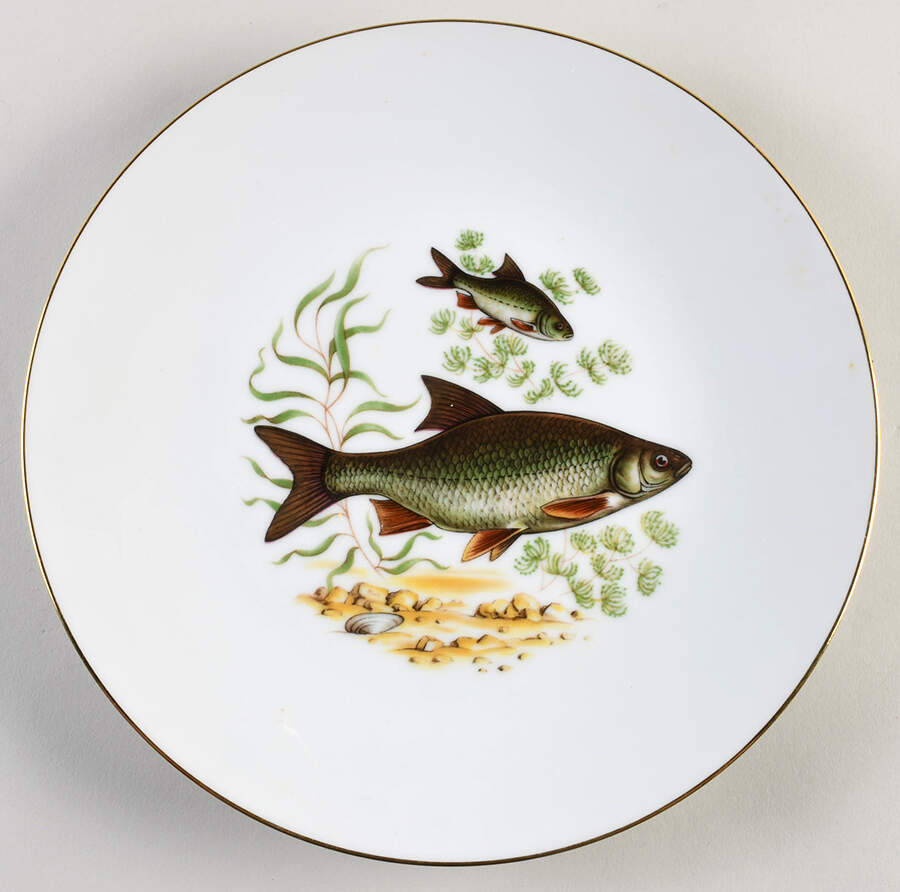 REH38 Luncheon Plate by Reichenbach-1