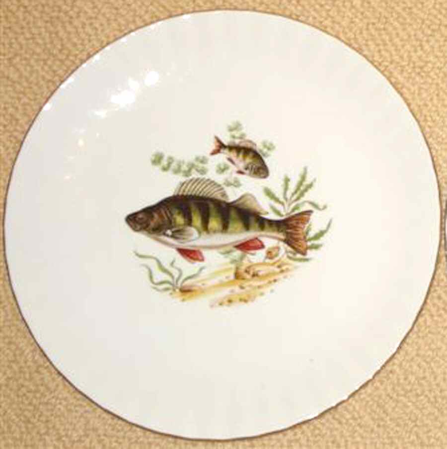 REH38 Luncheon Plate by Reichenbach-1