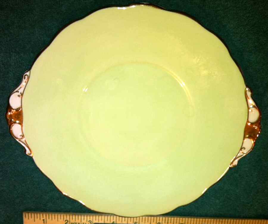 RLY22 Handled Cake Plate by Roslyn (England)-1