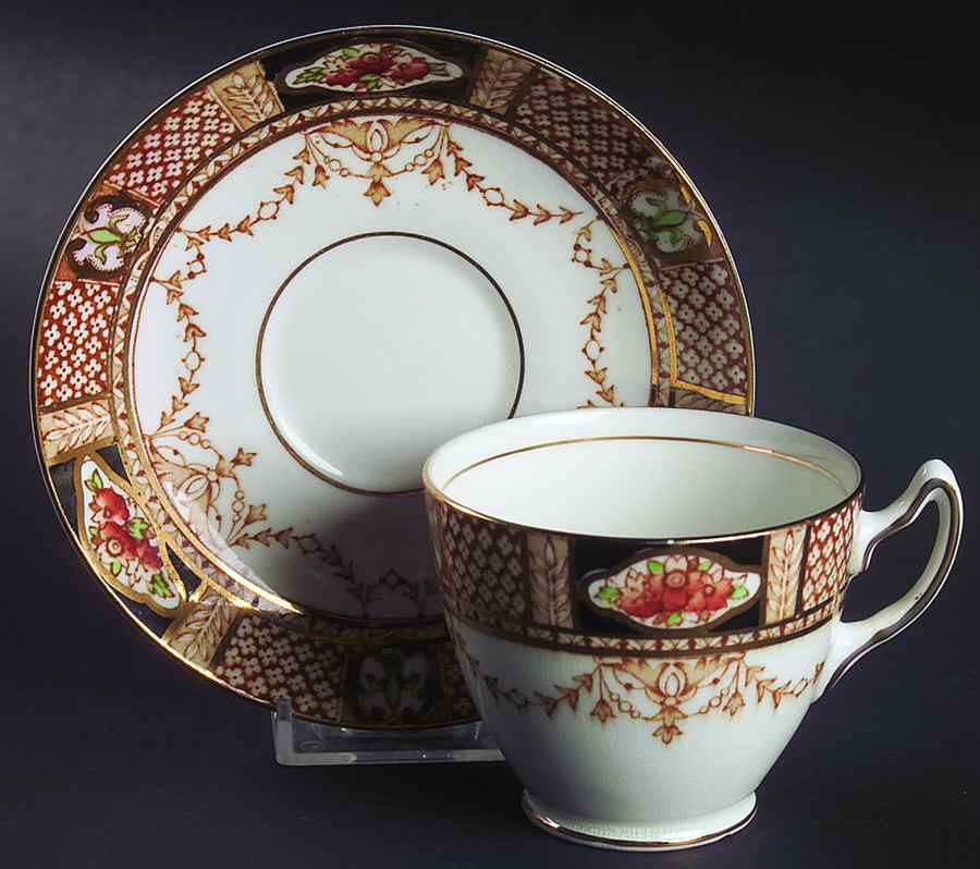3820 Footed Cup & Saucer Set by Rosina-Queens-1