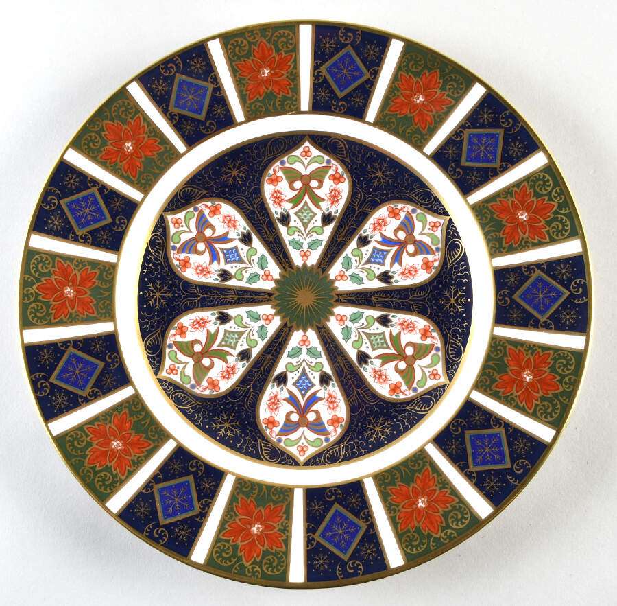 Old Imari Evening Star Dinner Plate by Royal Crown Derby-1