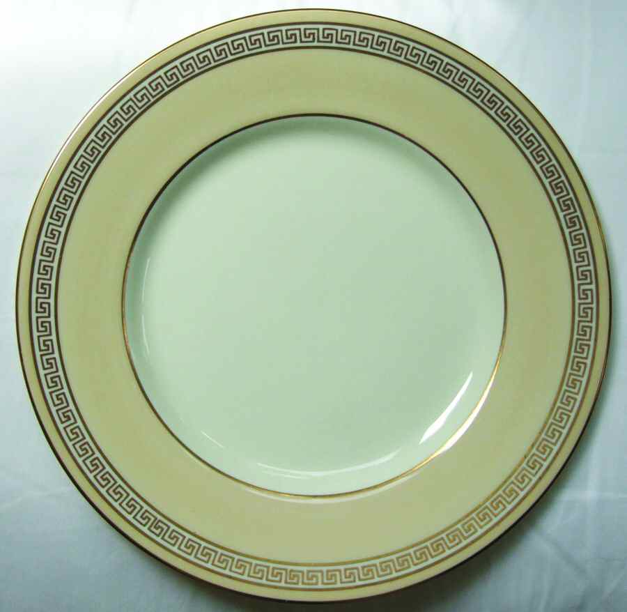 V1240 Dinner Plate by Royal Doulton-1