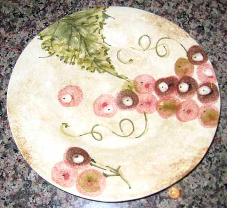 Chianti Grape Salad Plate by Rale-1