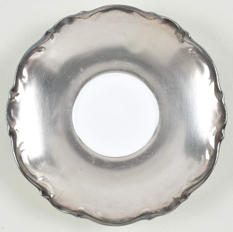 RUW22 Saucer by Rudolf Wachter-1