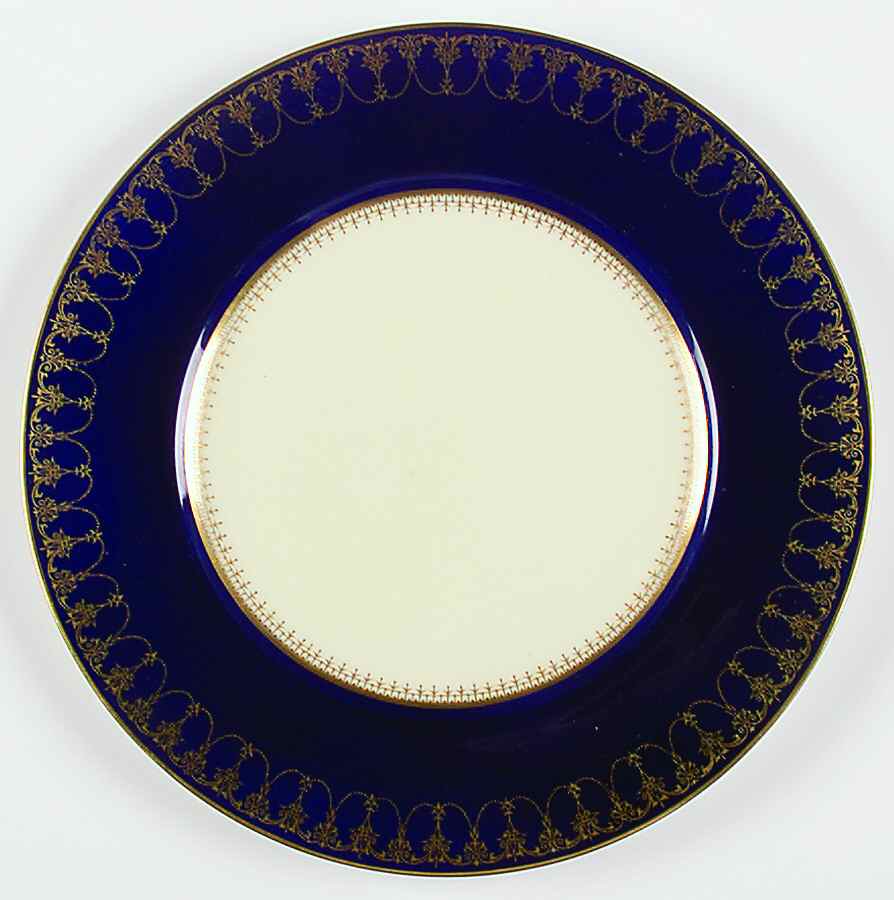 E1086 Dinner Plate by Royal Worcester-1