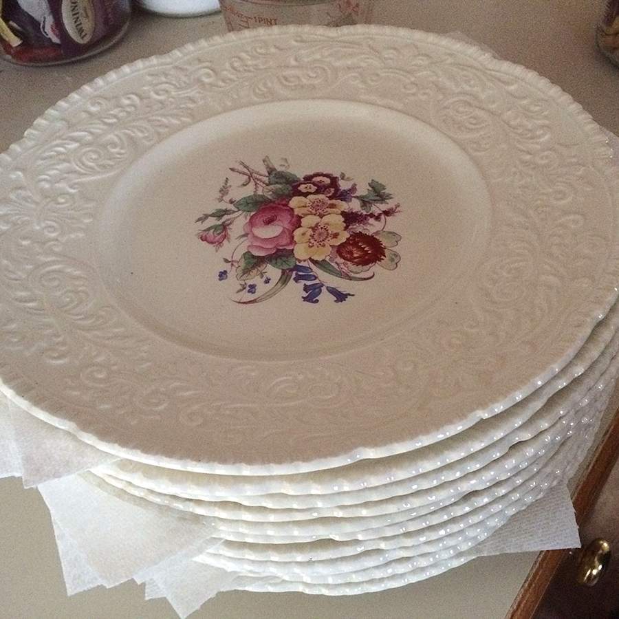 X2238 Dinner Plate by Royal Cauldon-1
