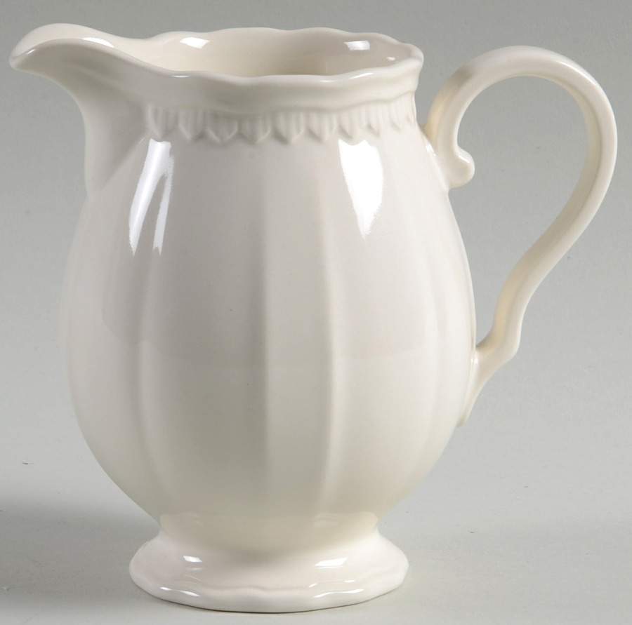 Classic White Creamer by Red Vanilla-1