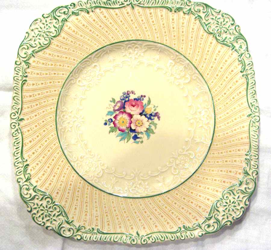 X865 Dinner Plate by Royal Cauldon-1