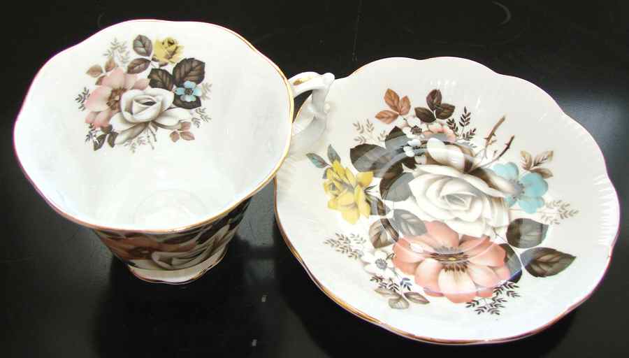 ROA208 Footed Cup & Saucer Set by Royal Albert-1