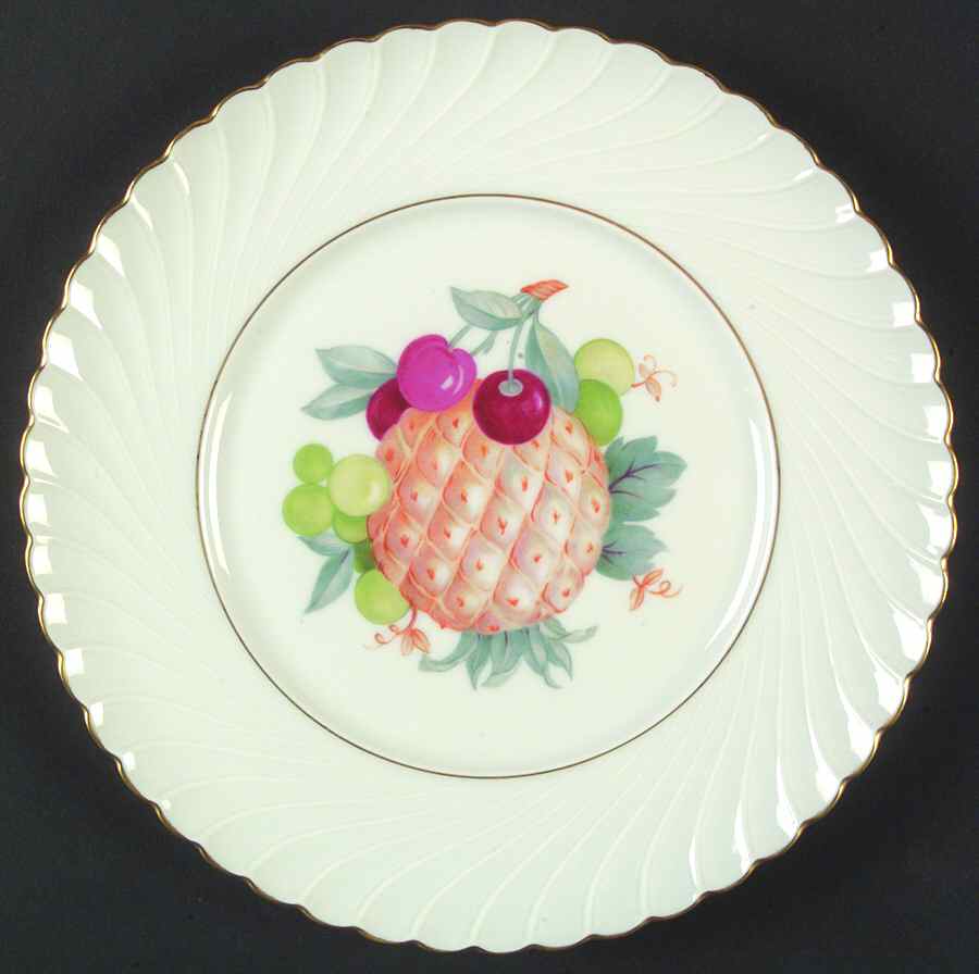 ROB396 Salad Plate by Royal Bayreuth-1