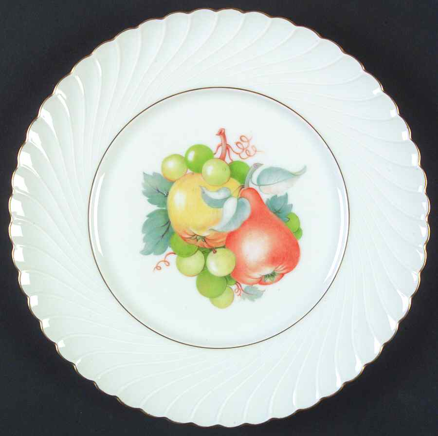 ROB396 Salad Plate by Royal Bayreuth-1