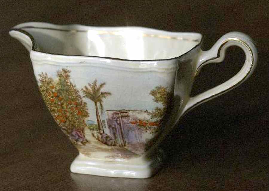 RWI207 Creamer by Royal Winton-1