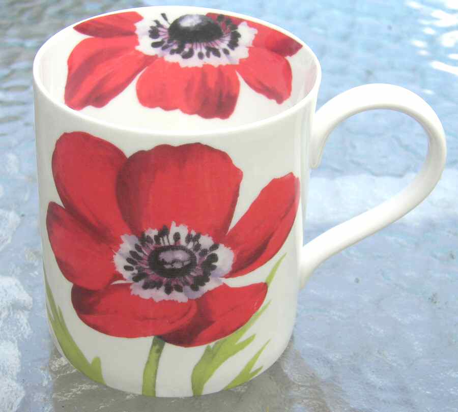 Poppy Mug by Royale Garden-1